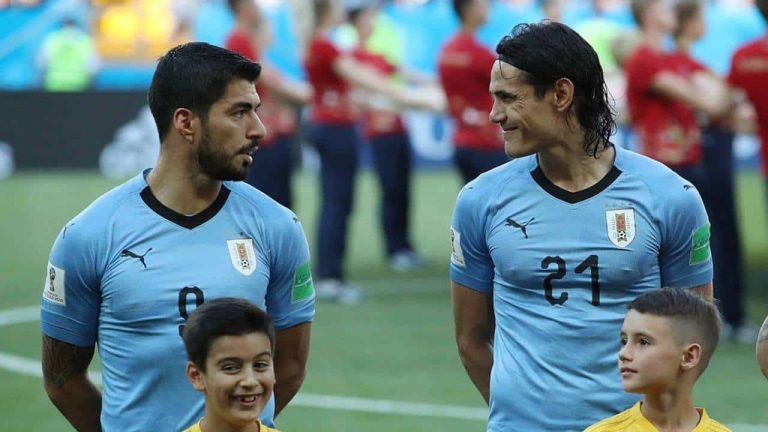 Corinthians sueña con Suárez mientras espera a Cavani