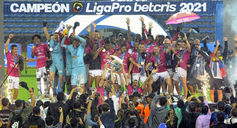Desde LigaPro reconocen que la premiación de IDV tardó