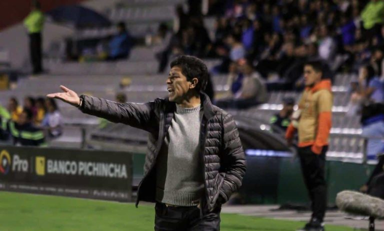 Paúl Vélez respondió: “Richard Calderón no tiene nada en el cerebro”