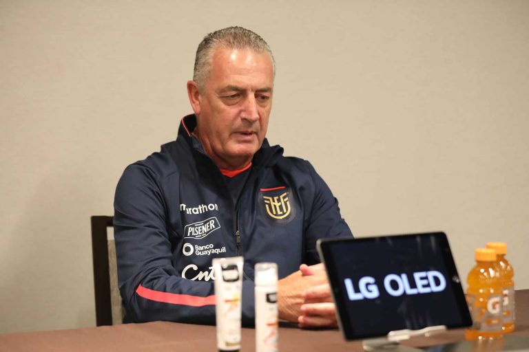 Gustavo Alfaro: “Estos partidos son ensayos muy buenos”