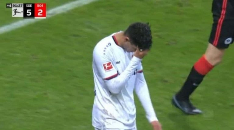 PIERO LA PASÓ MAL: Bayer Leverkusen cayó goleado