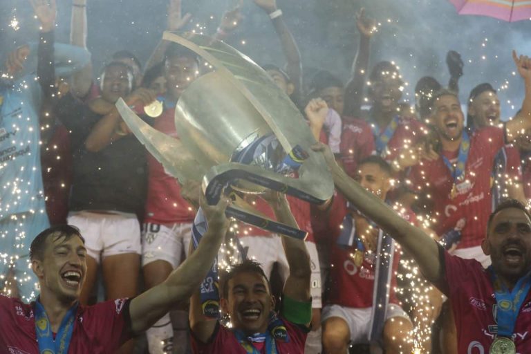 INDEPENDIENTE DEL VALLE ES EL CAMPEÓN DE LA LIGAPRO BETCRIS 2021