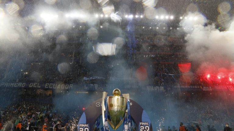 Emelec deberá pagar 15 mil dólares en multas tras la final en el Capwell