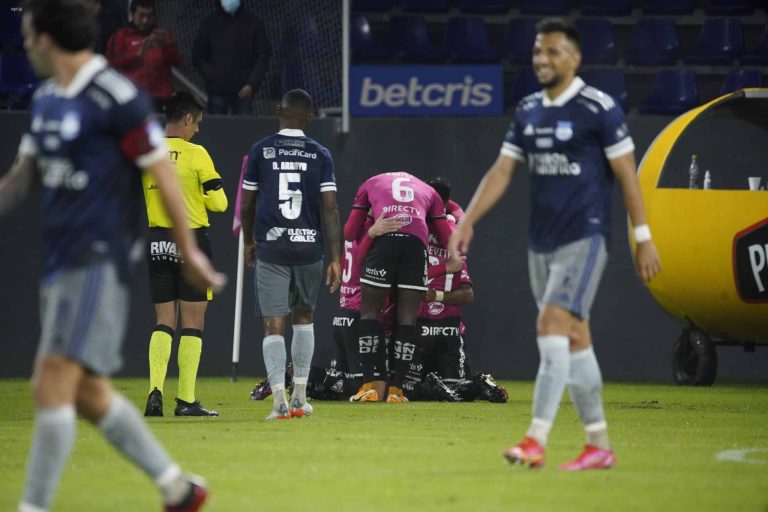 IDV TOMA VENTAJA: Venció a Emelec en la Final de Ida