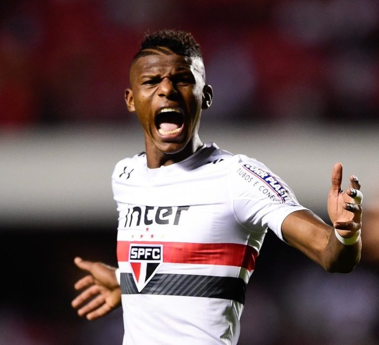 GloboEsporte: Encaminada la renovación de Arboleada con Sao Paulo