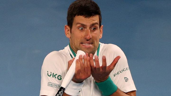 Visado cancelado a Djokovic: debe salir hoy de Australia