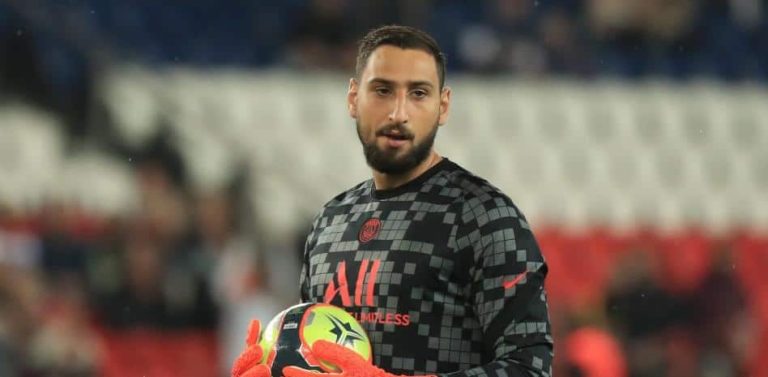Donnarumma, también contagiado