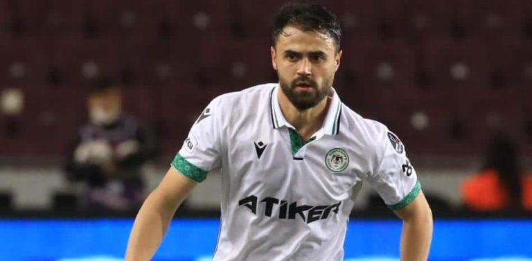 (VIDEO) Futbolista turco muere en un accidente