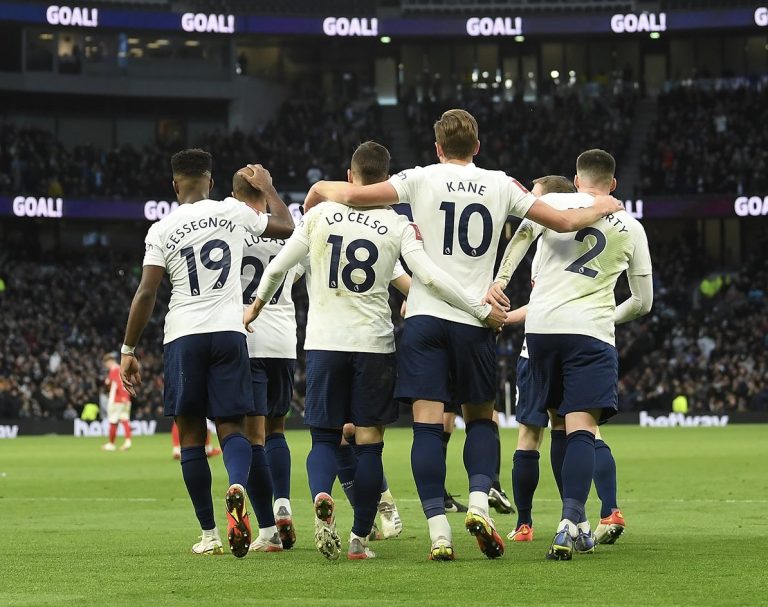 Tottenham pasó susto pero avanzó en la Copa FA