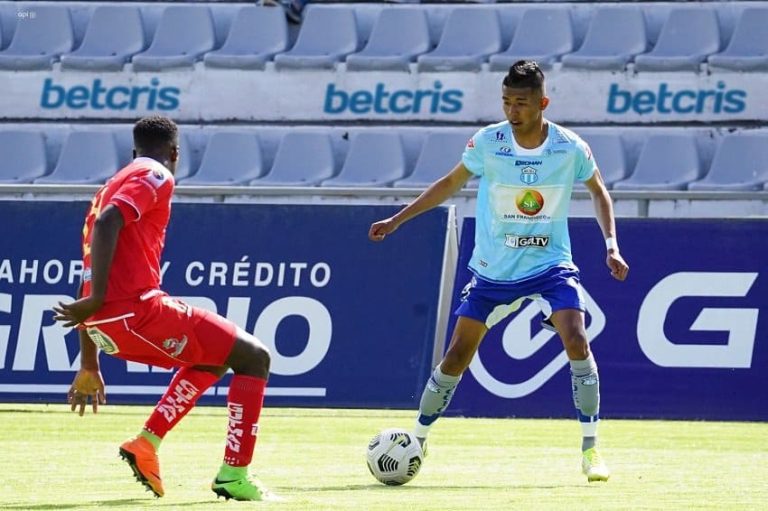 (VIDEO) Rescalvo: “Arón Rodríguez estuvo muy cerca de firmar por Emelec”