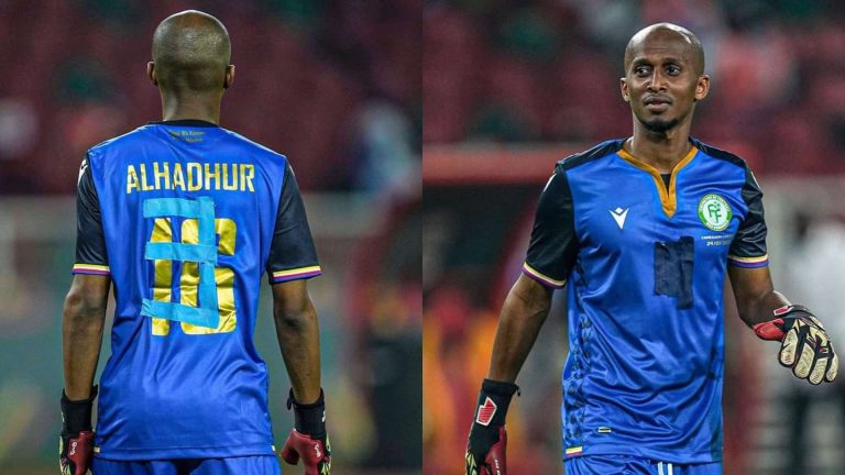 (VIDEO) ¡Comores a lo River Plate! Entre lesiones y COVID, terminó atajando un jugador