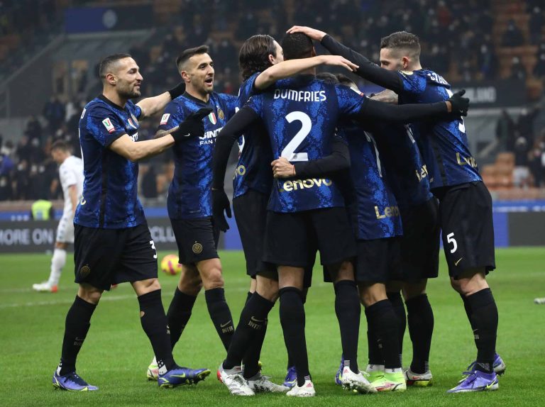 (VIDEO) ¡EN TIEMPOS EXTRAS! Inter sufrió para avanzar en la Copa Italia