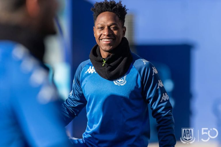 (FOTOS) Joel Valencia ya entrena con Alcorcón