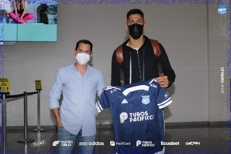 (VIDEO) Mauro Quiroga llegó a Ecuador para unirse a la pretemporada con Emelec