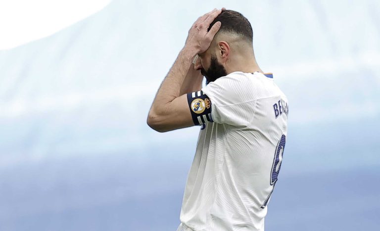 (VIDEO) Benzema se retiró lesionado ante Elche