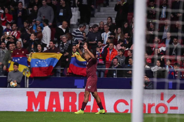 (VIDEO) CON TRIPLETE DE RONDÓN: Venezuela goleó a Bolivia