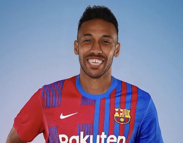 Aubameyang es nuevo jugador del FC Barcelona