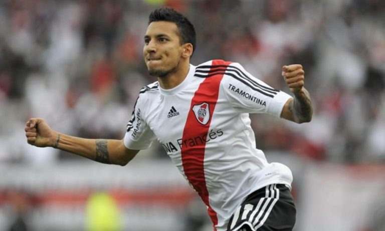 MARCA: Vangioni rechazó a Emelec