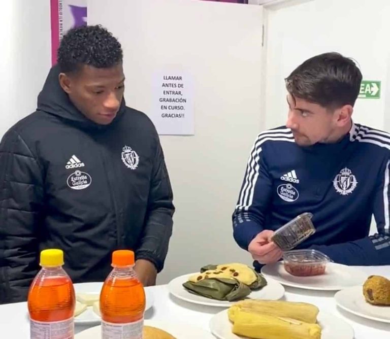 (VIDEO) Gonzalo Plata presume la comida ecuatoriana en Valladolid