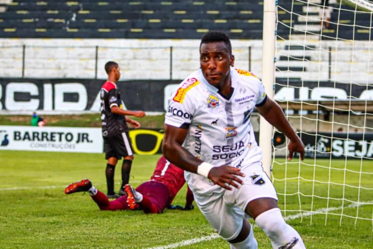 Daniel Porozo ya marcó con el ABC FC
