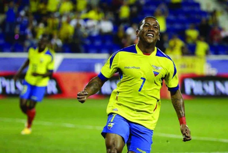 VUELVE A ECUADOR: Joao Plata jugará en Delfín