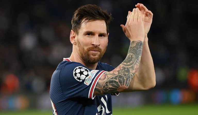 Dani Alves le pidió a Lionel Messi que vuelva al Barcelona
