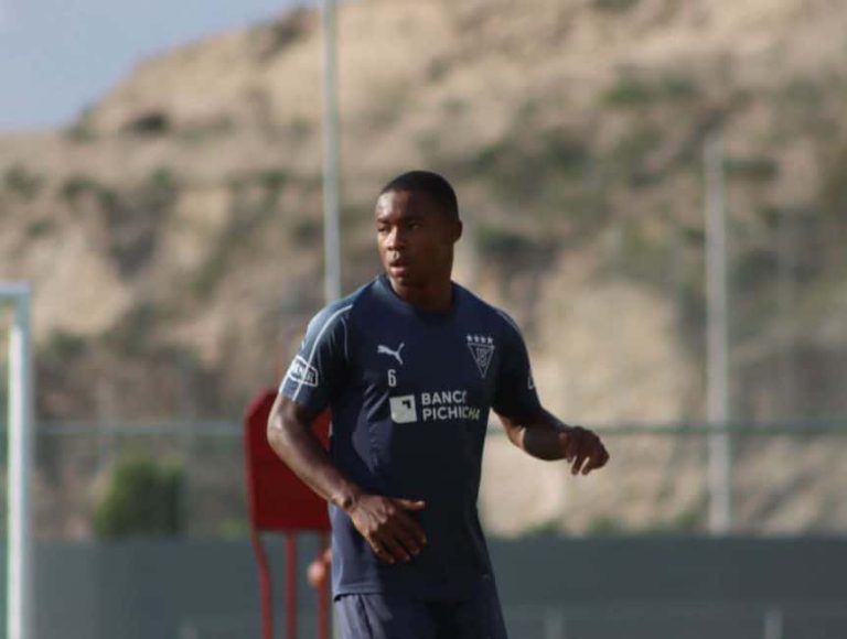 Noticia Banco Guayaquil: Maiky De la Cruz tiene todo listo para jugar en Francia