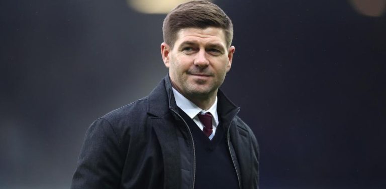 Gerrard: “Me encantaría entrar en la mente de Bielsa”