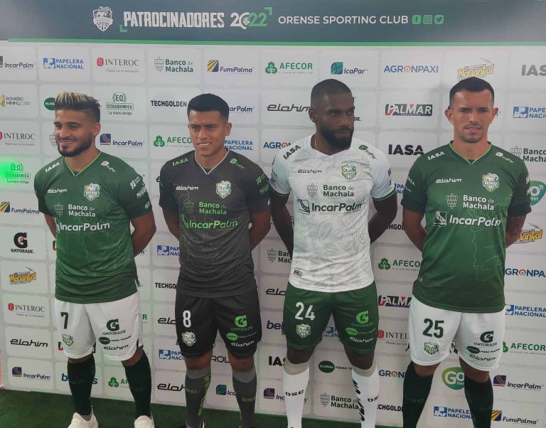 (FOTOS-VIDEO) Orense presentó su nueva indumentaria para el 2022