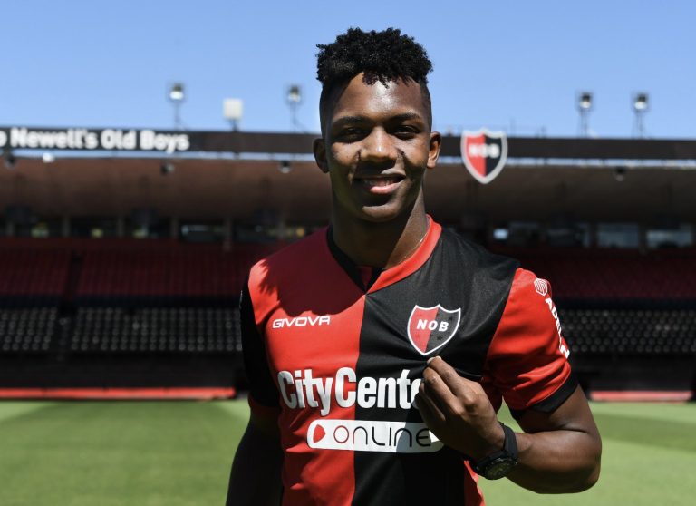 Djorkaeff Reasco fue convocado en Newell’s Old Boys