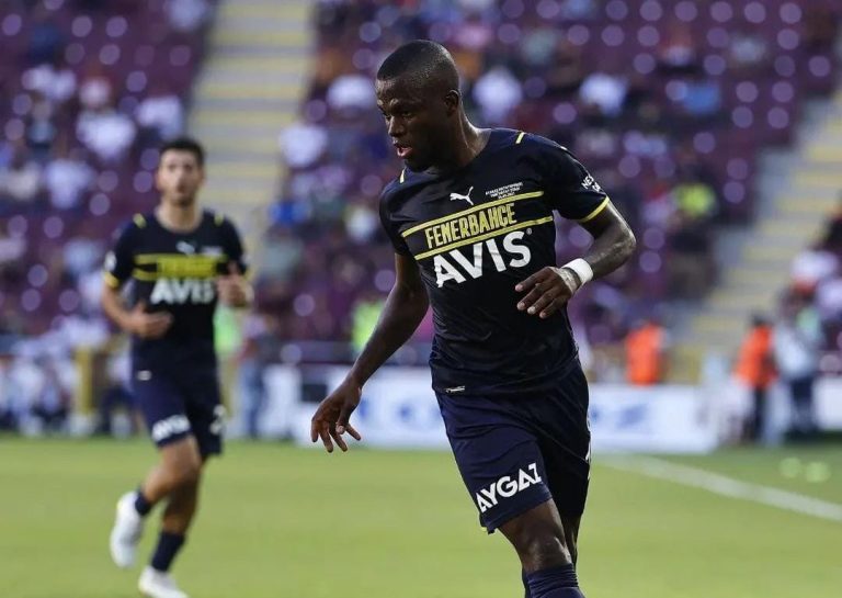 (VIDEO) ¡Volvió al gol! Enner Valencia anotó con el Fenerbahçe