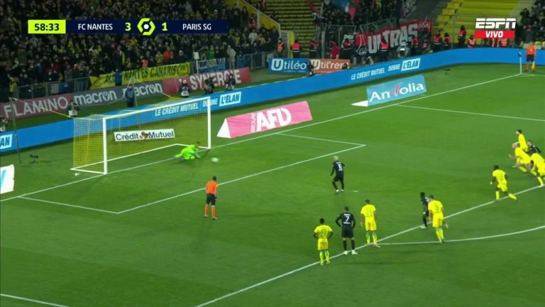 (VIDEO) ¿Un pase a la mano? El terrible penal que falló Neymar