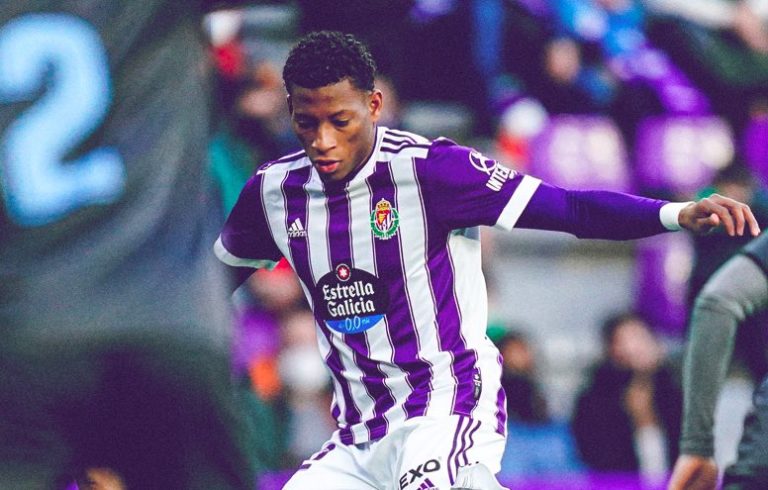 Gonzalo Plata fue titular en el empate del Real Valladolid