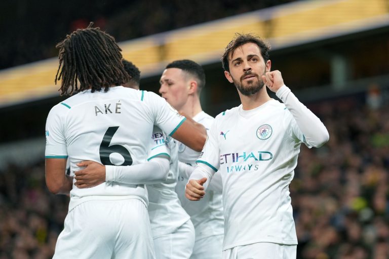 (VIDEO) SIN DESPEINARSE: Manchester City goleó a Norwich con Hat-trick de Sterling