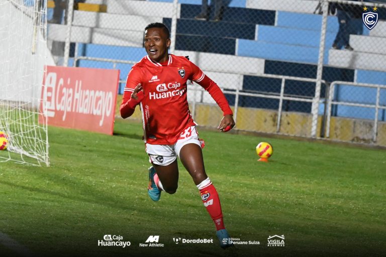 (VIDEO) Doblete de Fernando Guerrero con el Cienciano en Perú