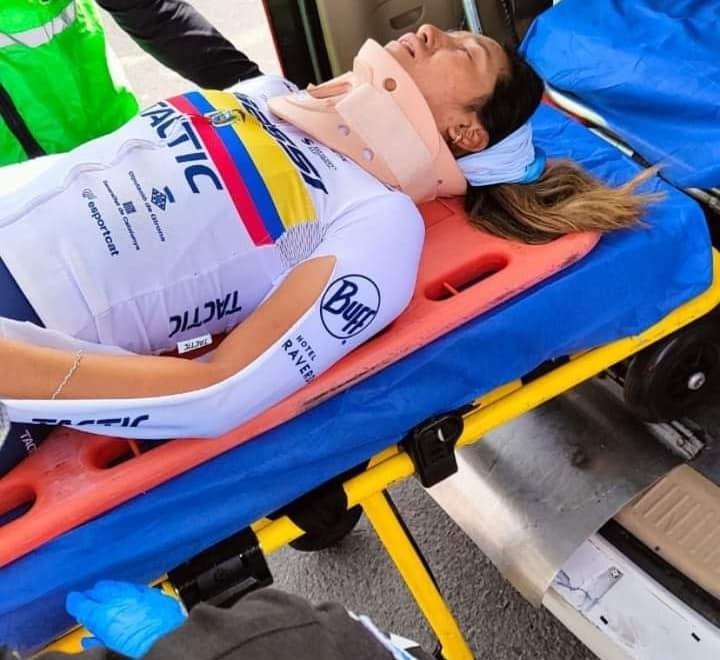 #NTF Ciclista ecuatoriana sufrió accidente