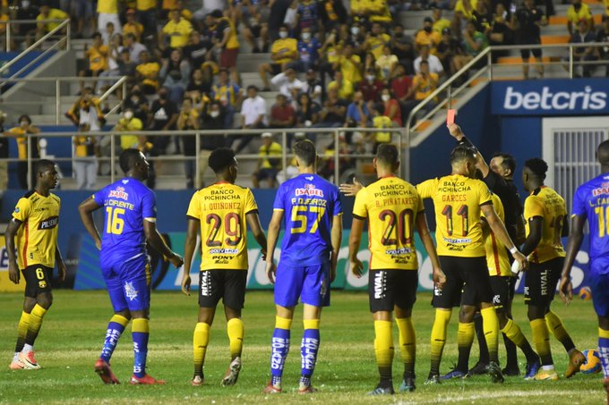 “El partido estuvo parejo, hubo una expulsión que luego desinclinó…”