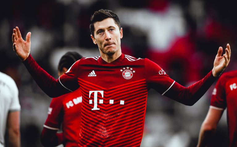 (VIDEO) Bayern Múnich volteó el partido y goleó al modesto Greuther Fürth