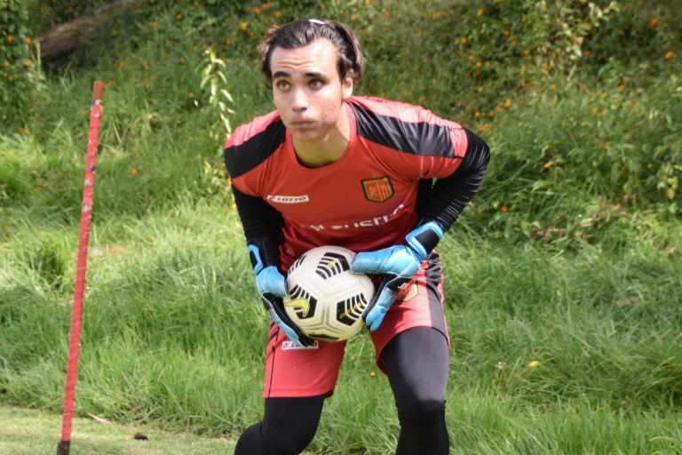 Eduardo Bores, arquero de Deportivo Cuenca volverá a Libertad Fútbol Club