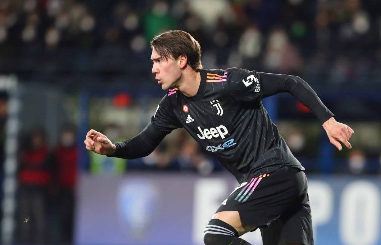 (VIDEO) DE LA MANO DE VLAHOVIC: Juventus y un triunfo vital en el Calcio