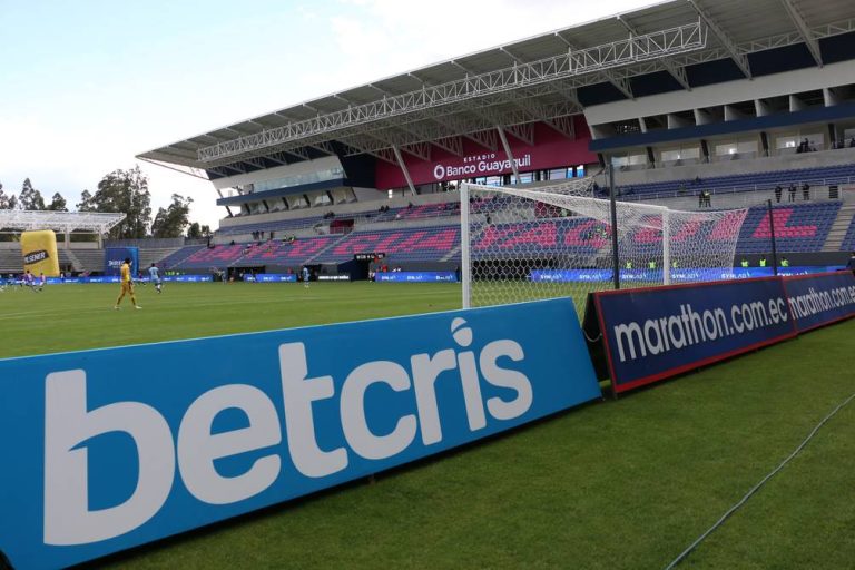 (VIDEO) Estadio Banco Guayaquil está nominado a mejor estadio de fútbol del 2021