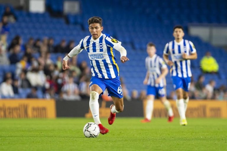 (VIDEO) Sarmiento tuvo minutos en la Premier League, Moisés no estuvo ni en el banco