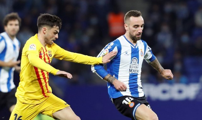 (VIDEO) De Jong impidió que el Espanyol se lleve el derbi frente al Barcelona