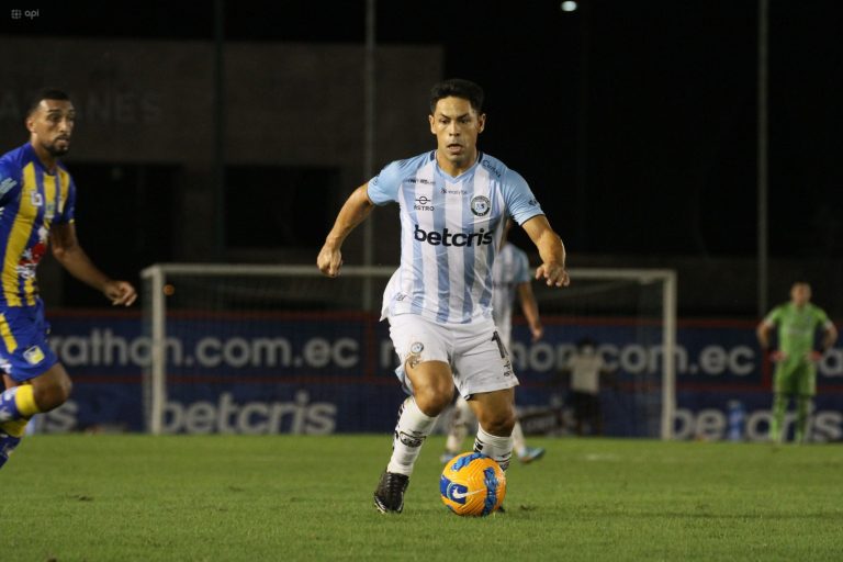 (FOTOS) Matías Oyola debutó con Guayaquil City