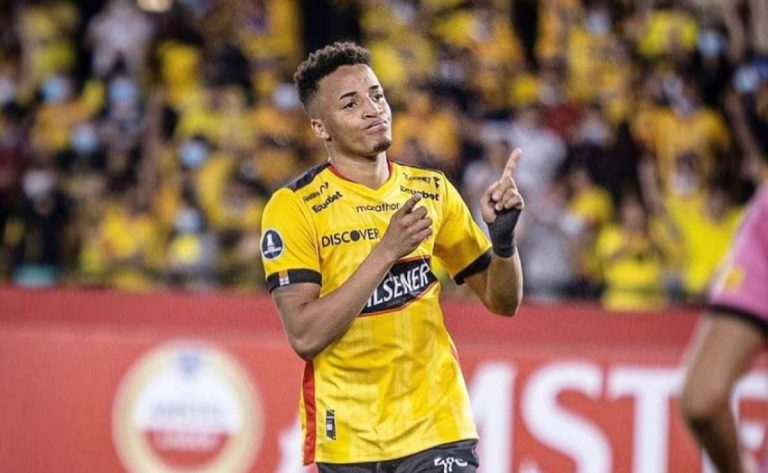 Santos de Brasil envió primera propuesta a BSC por Byron Castillo