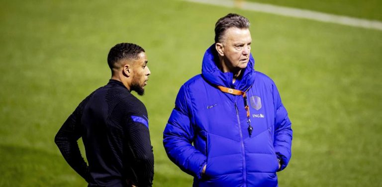 Van Gaal, positivo por COVID