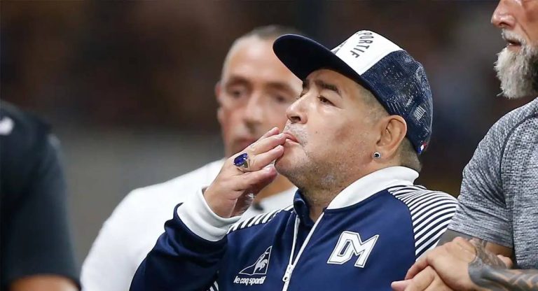 Buscan llevar el corazón de Maradona al Mundial de Qatar: qué hay detrás de la polémica iniciativa