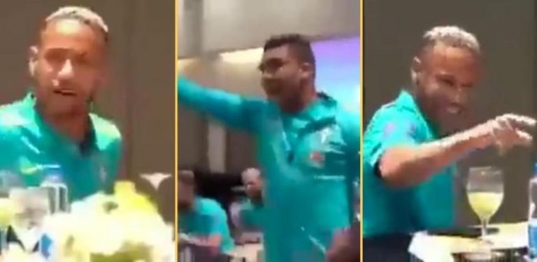 (VIDEO) Neymar jode a Casemiro con el 0-4 y sus compañeros tienen que sujetarlo