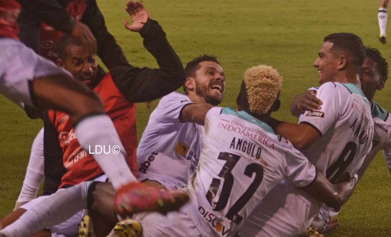 (VIDEO) ¡EN SOLO 2′ MINUTOS! LDU remontó ante Universidad Católica en ‘Casa Blanca’