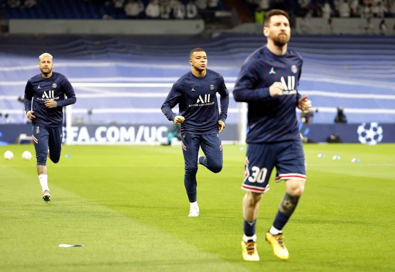 (VIDEO) El Bernabéu ovacionó a Mbappé